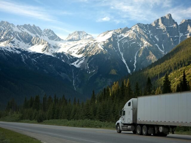 Top Truck Accident Hotspots in Texas and What Victims Should Know